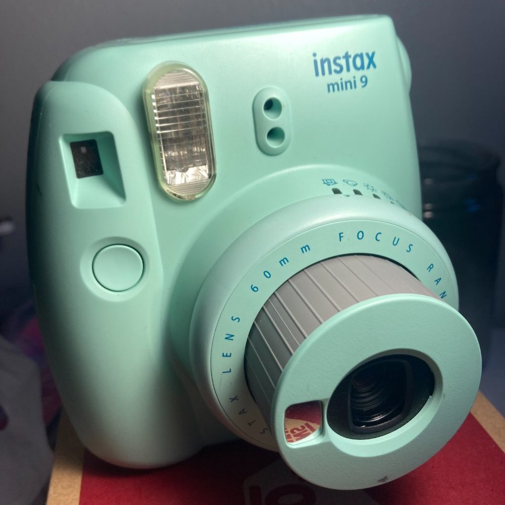 Instax Mini Camera - Picture 2 of 3